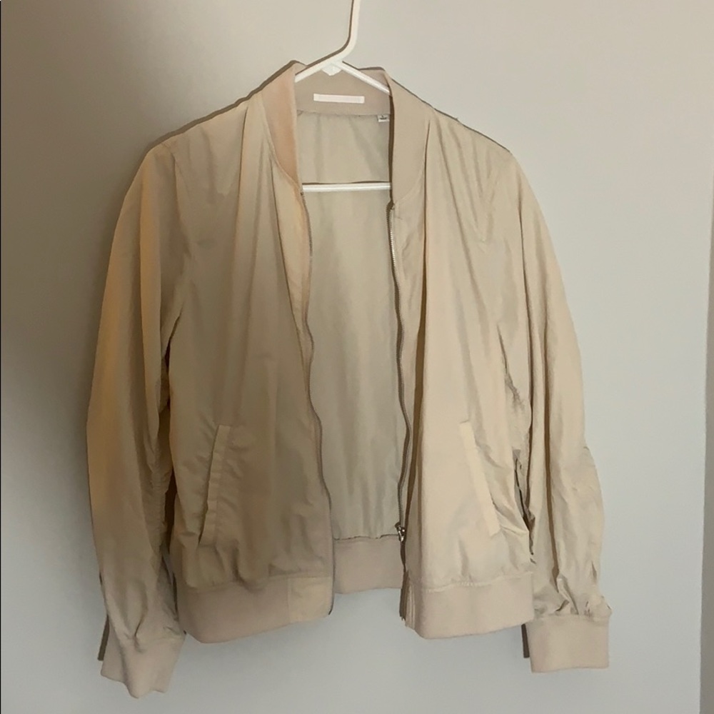 Uniqlo cream windbreaker